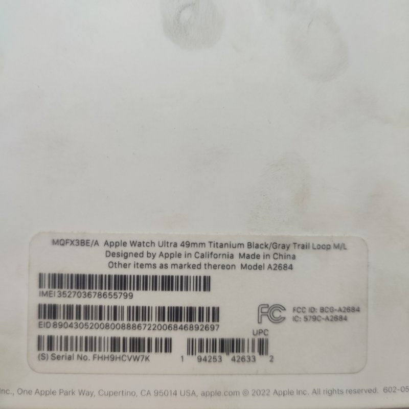 Apple Watch Ultra (Modelo A2684) Titanio Natural 49mm con Correa Trail M/L