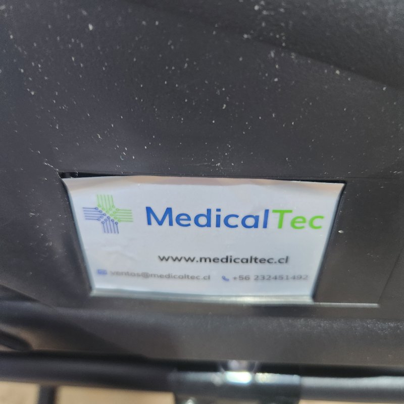 Silla de Ruedas Medicaltec KY8751AJ-46, Negro