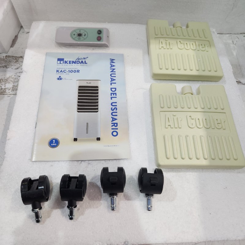 Enfriador de Aire Portátil Kendal KAC-100R con Ventilador de 50W