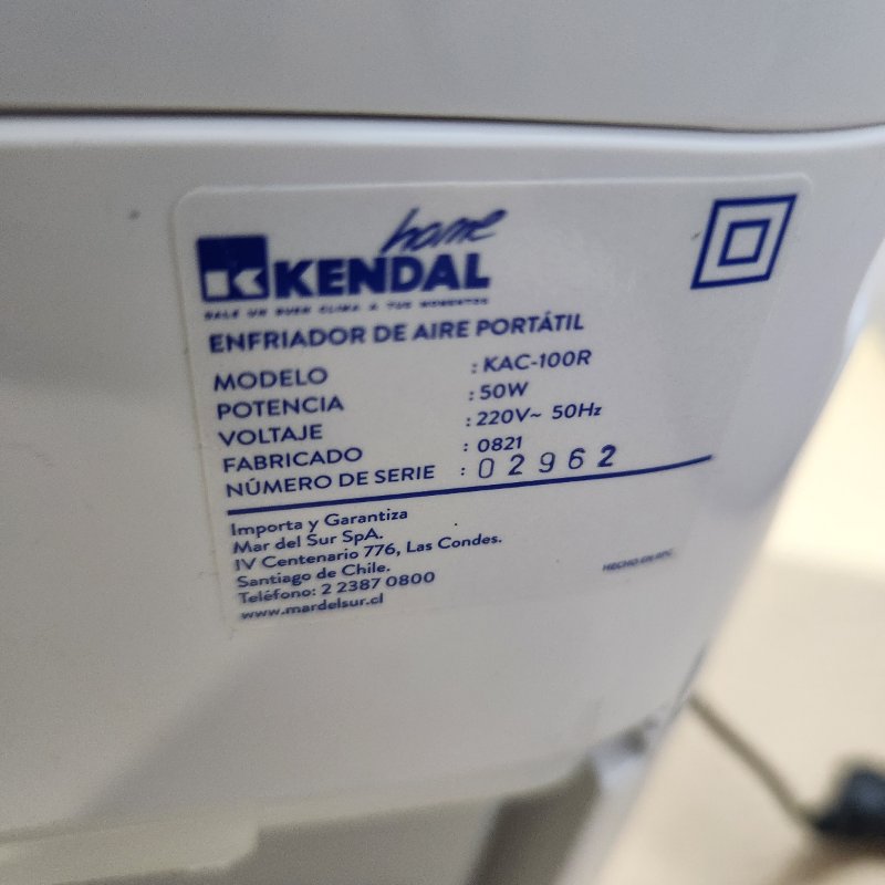 Enfriador de Aire Portátil Kendal KAC-100R con Ventilador de 50W
