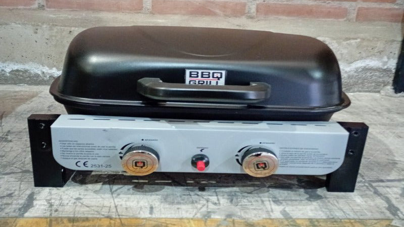 Parrilla a Gas Denver Pro BBQ201GCA 2 Quemadores, Negro