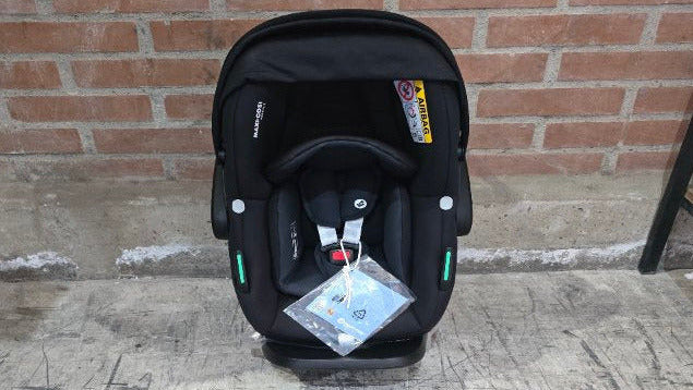 Silla de auto Cabriofix + FamilyFix S Negro Maxi Cosi, Negro