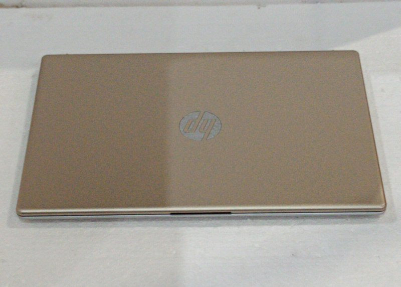 Notebook HP 15-fc0043la 15.6" AMD Ryzen 3 7320U 8GB RAM 512GB SSD