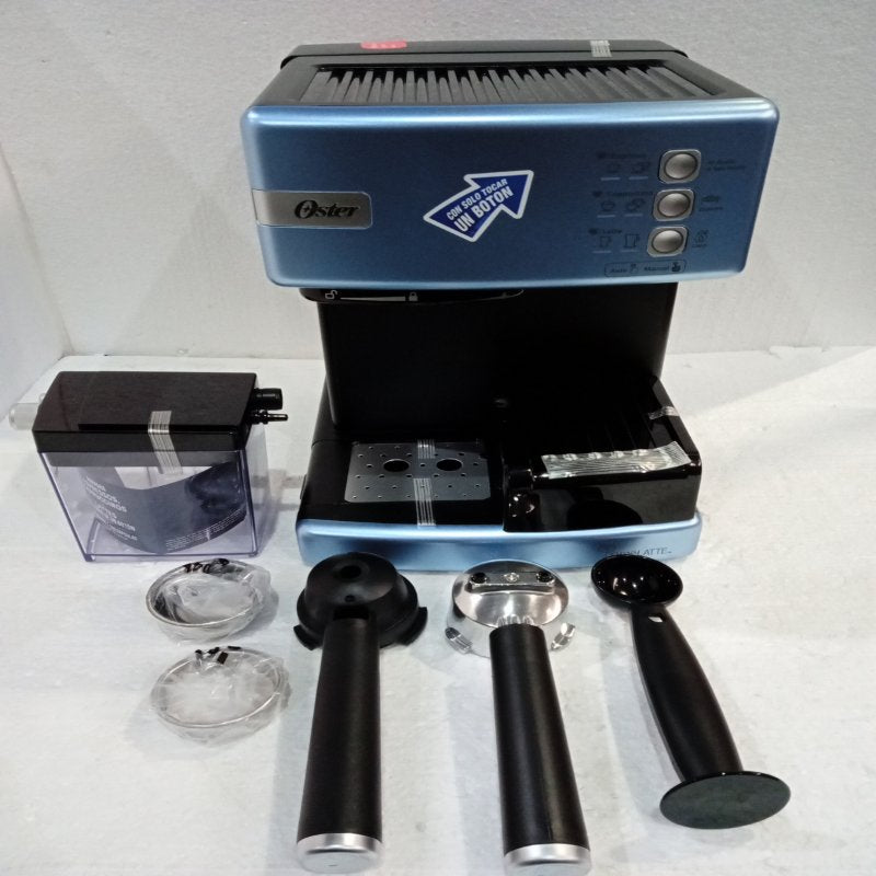 Cafetera Automática de Espresso Oster Prima Latte BVSTEM6603CC