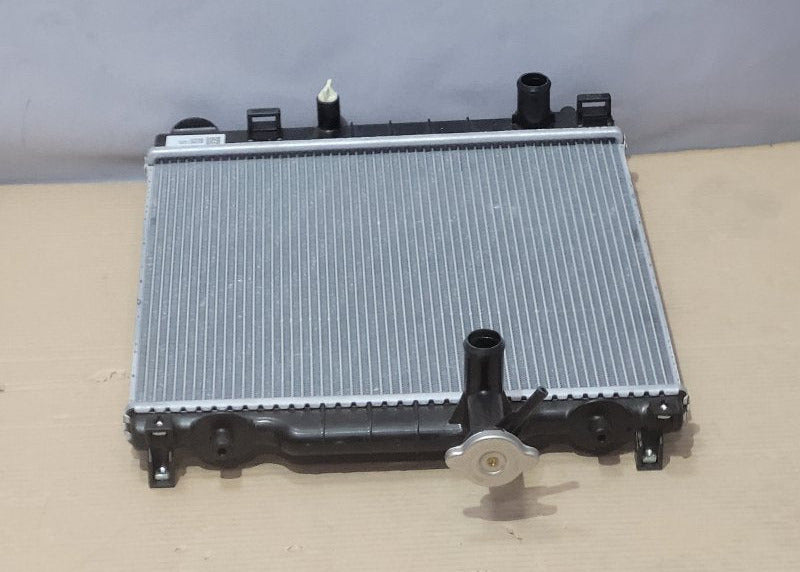Radiador Suzuki 17700M67P00