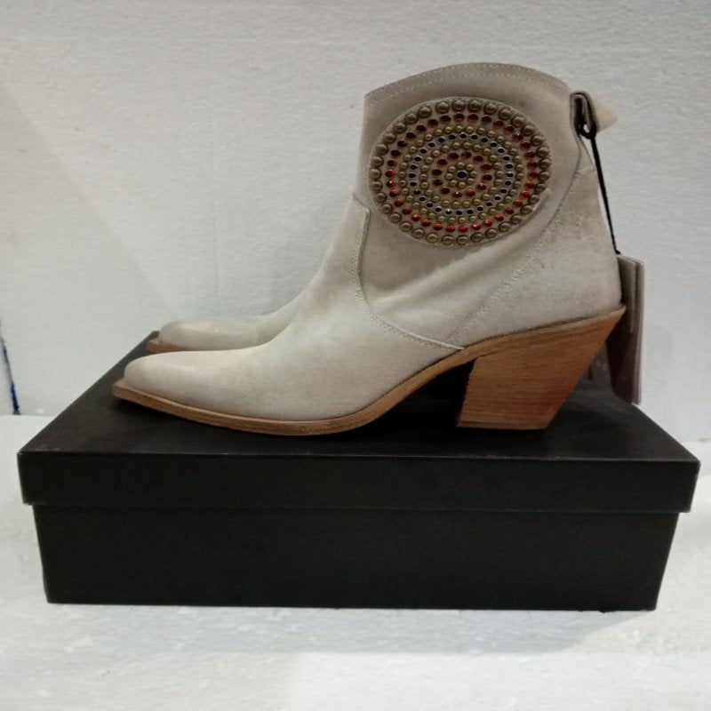 Botines Vélez Alden de Cuero Gamuzado Apliques Talla 40 Mujer