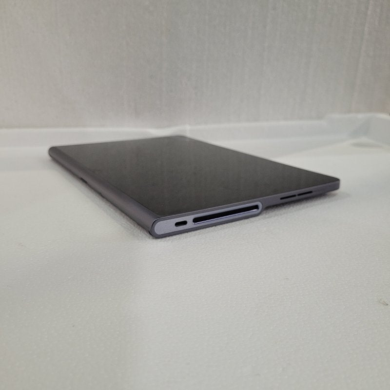 Tablet Lenovo Tab Plus TB351FU con Sleeve Case – 11.5", 8 GB RAM, 256 GB, Luna Grey