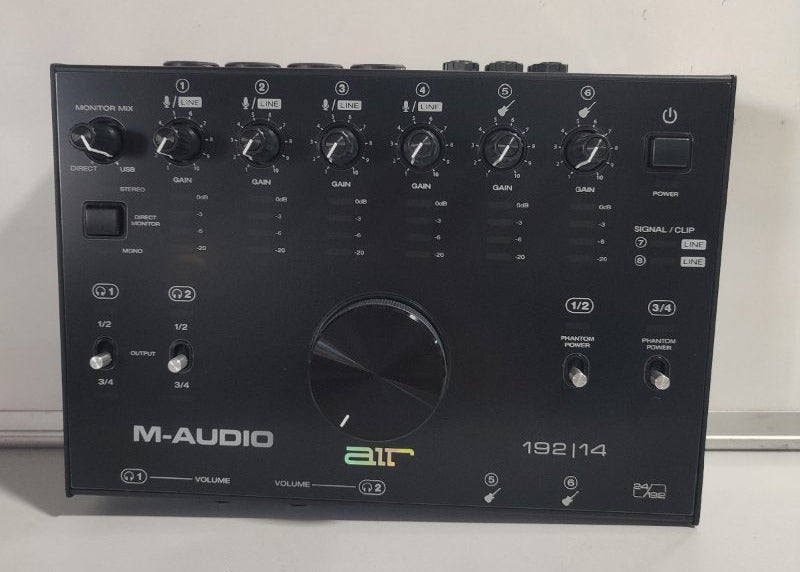 Interfaz de Audio M-Audio AIR 192|14 – 8 Entradas / 4 Salidas con MIDI