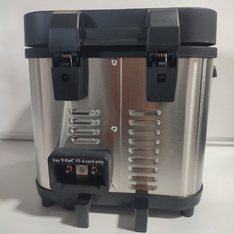Mini Freidora eléctrica T-Fal FF492D51 Acero Inoxidable 1.2 Litros