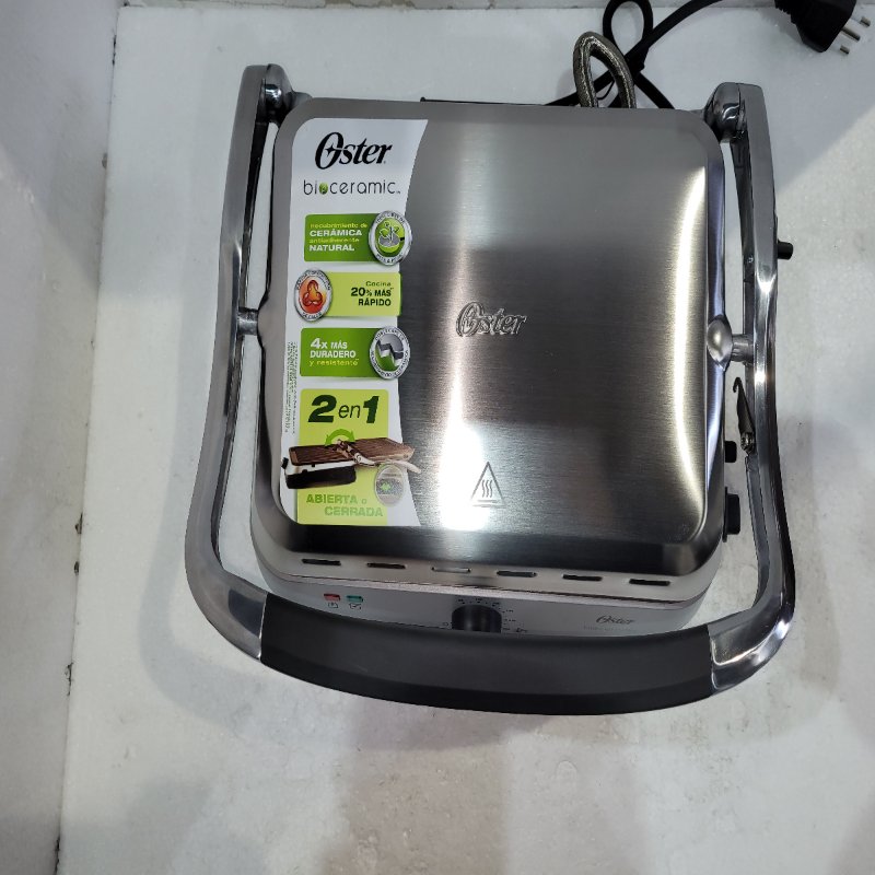 Parrilla Eléctrica Multiuso Oster CKSTPA4881