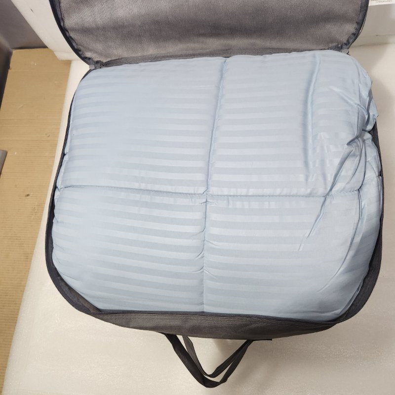 Plumón MF Embossed Valencia Super King Celeste 280 x 260 cm