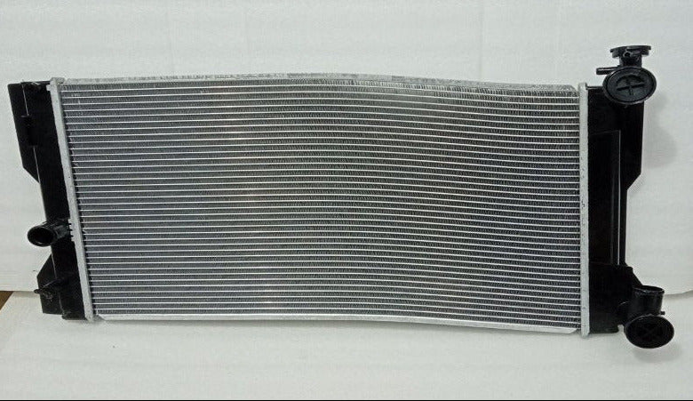 Radiador de Motor Toyota Corolla 1.6 2008–2013 – Isaka