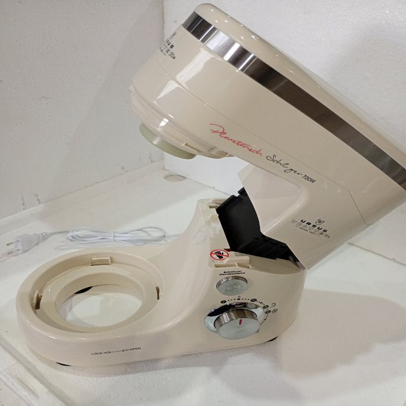 Batidora de Pedestal Ursus Trotter UT-KLEIN700