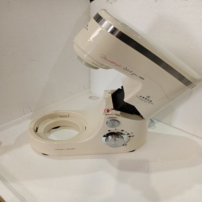 Batidora de Pedestal Ursus Trotter UT-KLEIN700