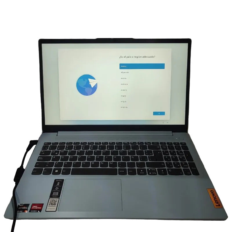 Notebook Lenovo Ideapad Slim 3 15AMN8 AMD Ryzen 3 8GB 512GB (Reacondicionado)
