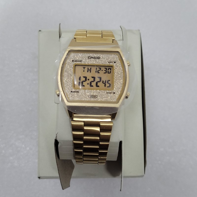 Reloj Casio B640WGG-9DF – Dorado