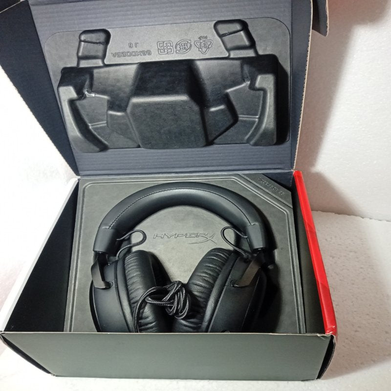 Audífonos Bluetooth HyperX Cloud III