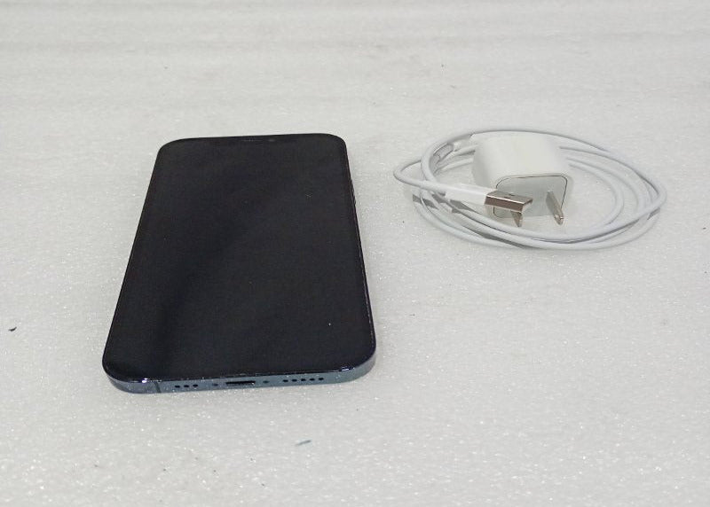 Celular iPhone 12 Pro Apple Reacondicionado 128 GB Black 80% de Batería