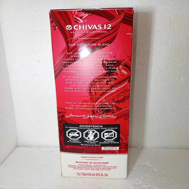 Whisky Chivas Regal Aged 12 Years Blended Scotch 750 ml