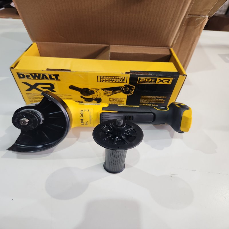 Esmeriladora Angular DEWALT 20V MAX – 4-1/2" (115 mm), DCG413B