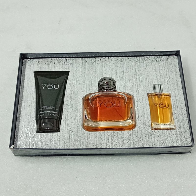 Set Perfume Giorgio Armani Stronger With You EDT Hombre – 100 ml + EDT 15 ml + Gel 75 ml