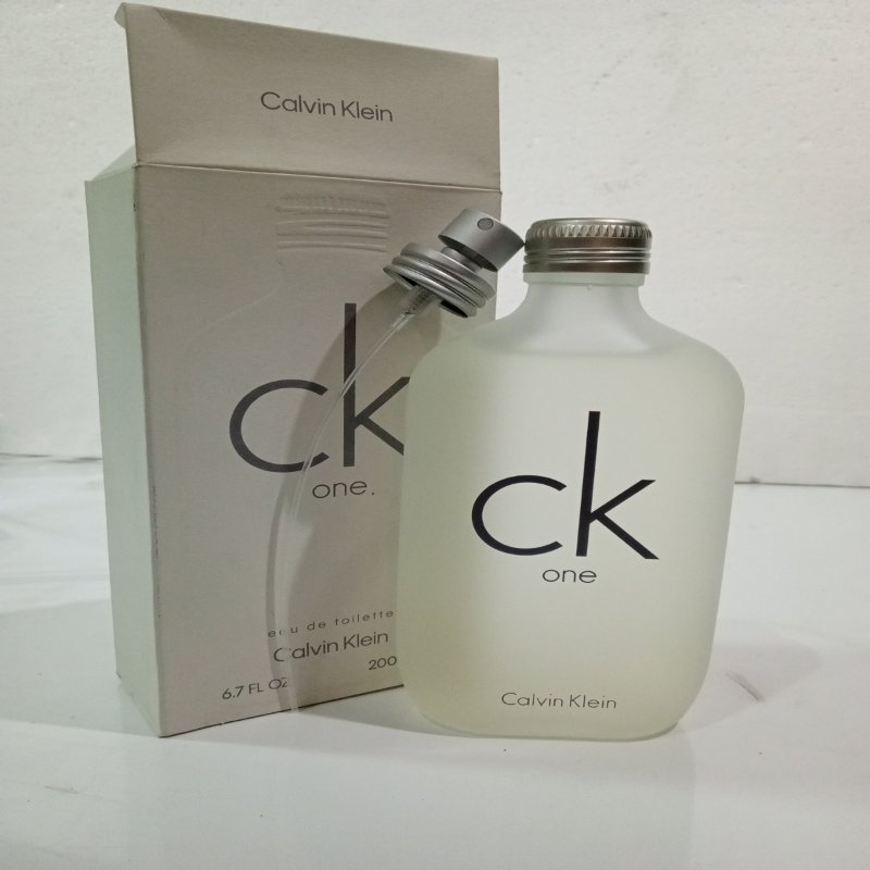 Agua de Perfume Calvin Klein CK One 200 ml