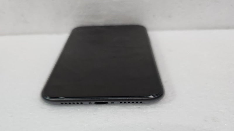 Celular Apple iPhone 11 MHDA3LZ/A 64GB, Negro (Reacondicionado)