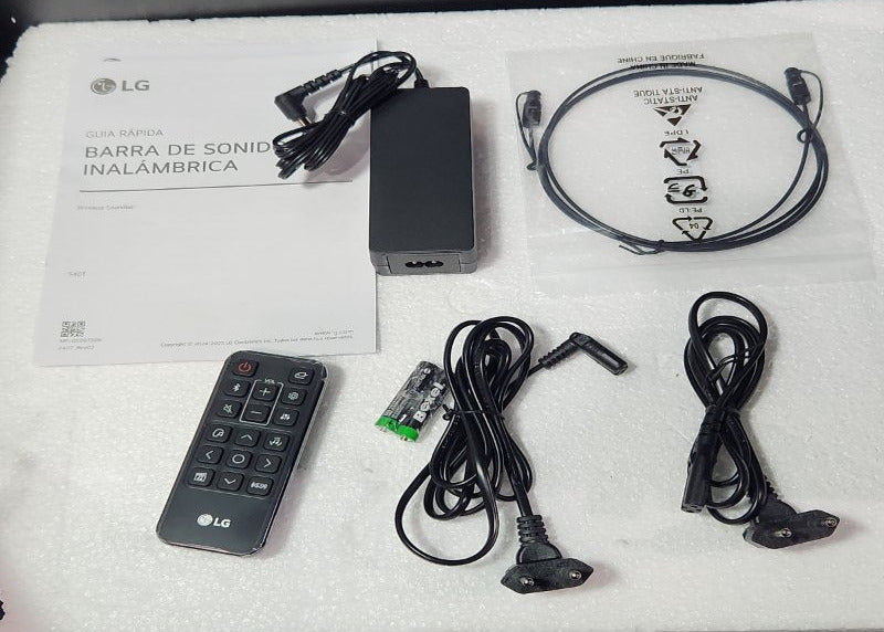 Barra de Sonido LG S40T 2.1 Canales 300W, Negro