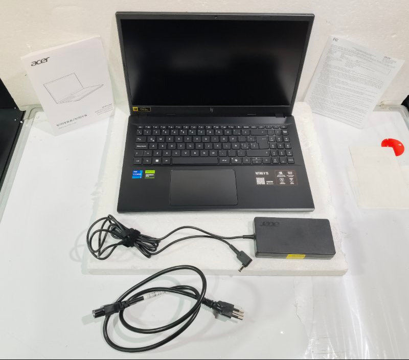 Notebook Gamer Acer Nitro V 15 Intel Core i7-13620H 24GB 512GB (Reacondicionado)