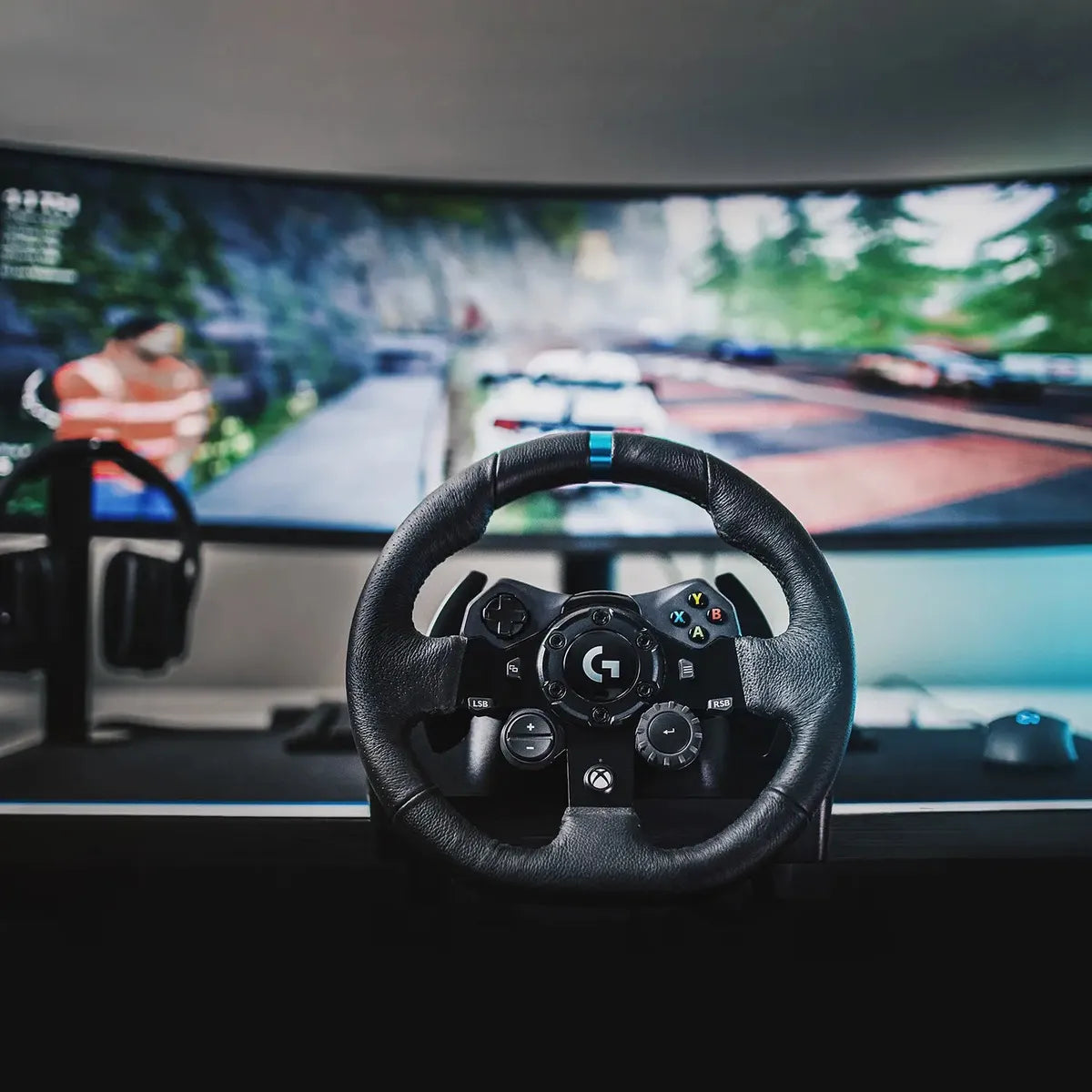 Volante de Carreras y Pedales Logitech G923 TrueForce