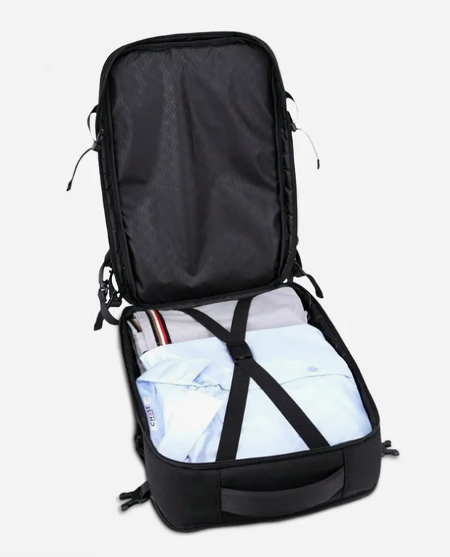 Mochila Travel And Business Arctic Hunter B00382 Black 48x21x33cm 33 Lts Aprox