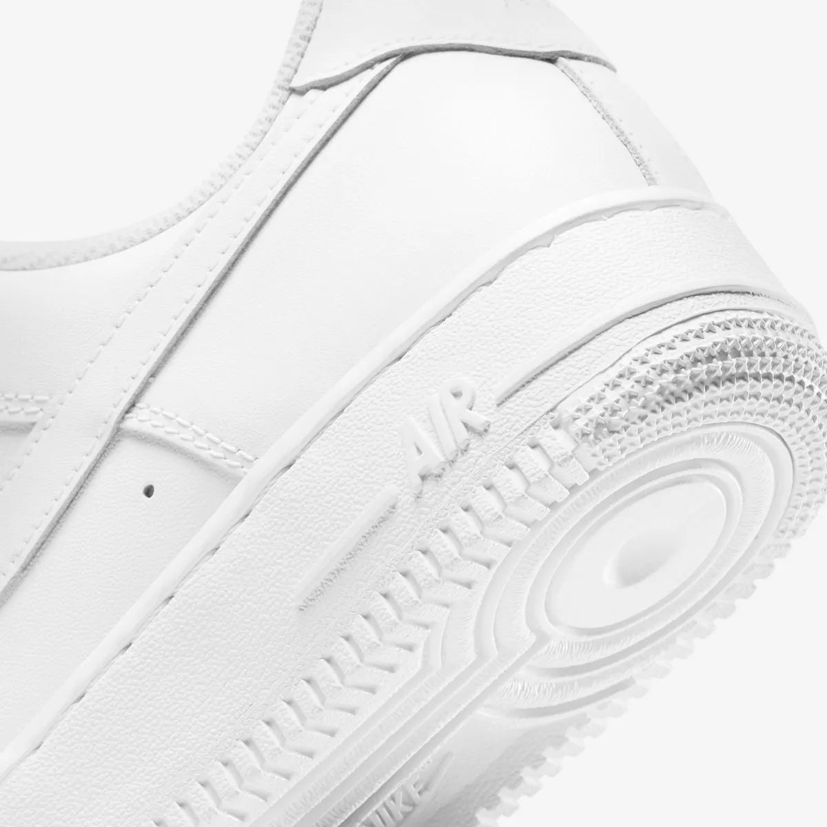 ZAPATILLAS NIKE AIR WMNS AIR FORCE 1 07 BLANCO 36.5 EUR