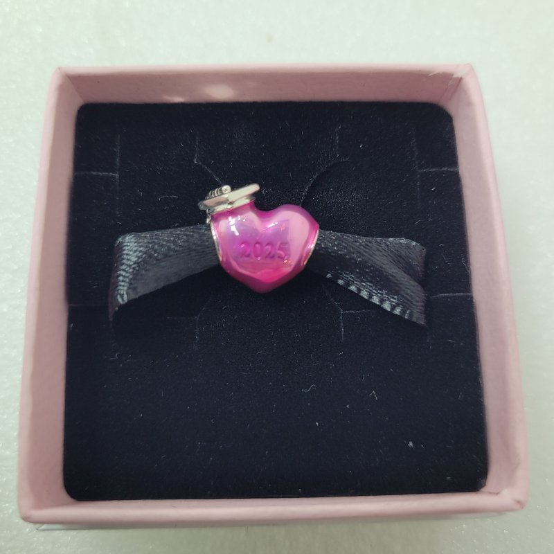 Charm Corazon Y Graduacion 2025 Pandora Rosa T/U