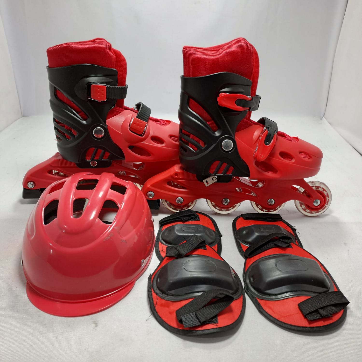 Patines + Casco  + Rodilleras Rollers Lineal Con Mochila Rojo 39-42 Niña