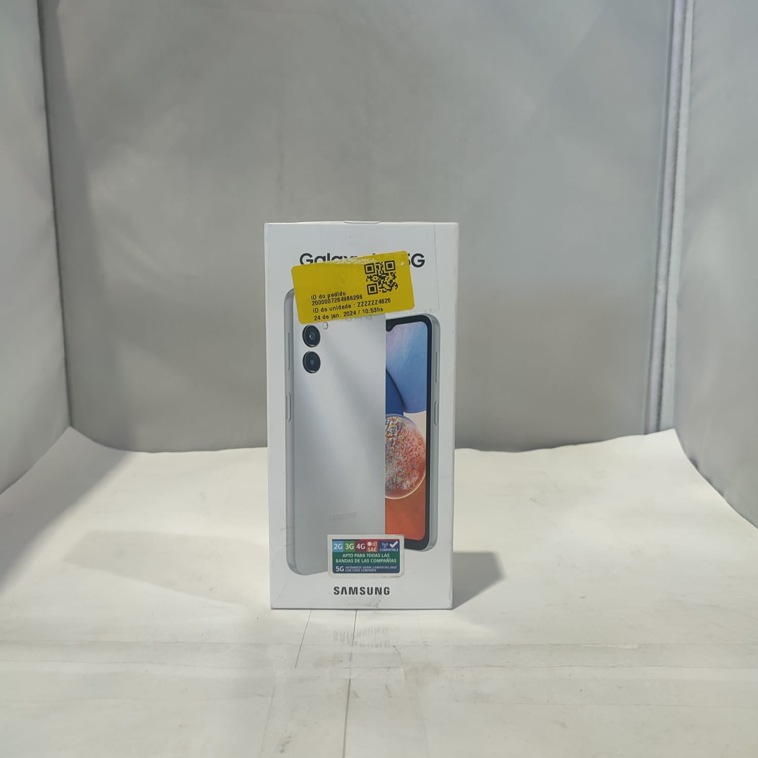 Celular Samsung Galaxy A14 5G Silver 4Gb /128Gb [Openbox] [Golpeado En Borde]