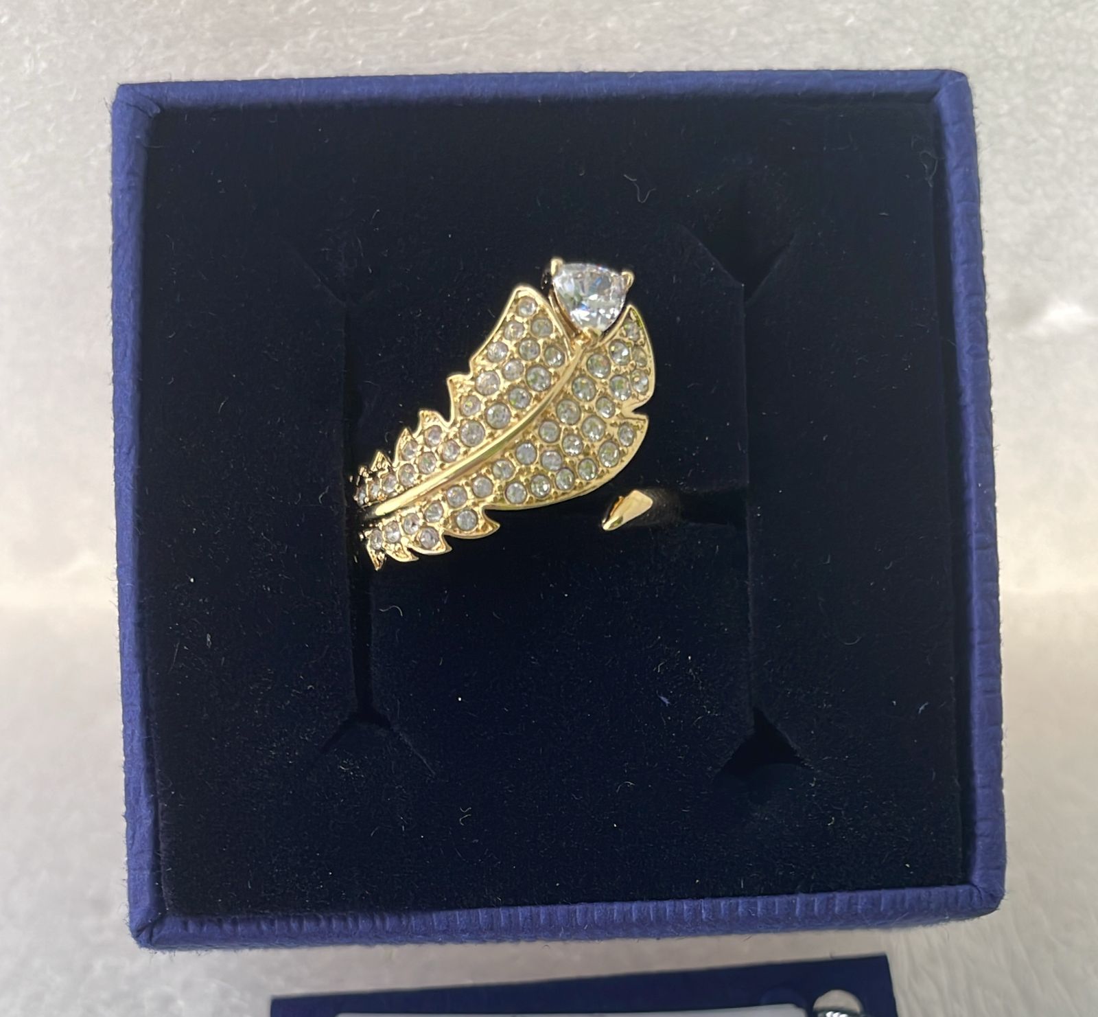 Anillo ring simple swarovski  femenino