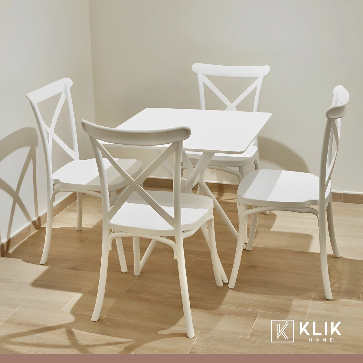 SILLA DE TERRAZA EXTERIOR O COMEDOR KLIK CROSSBACK DANUBIO BLANCA