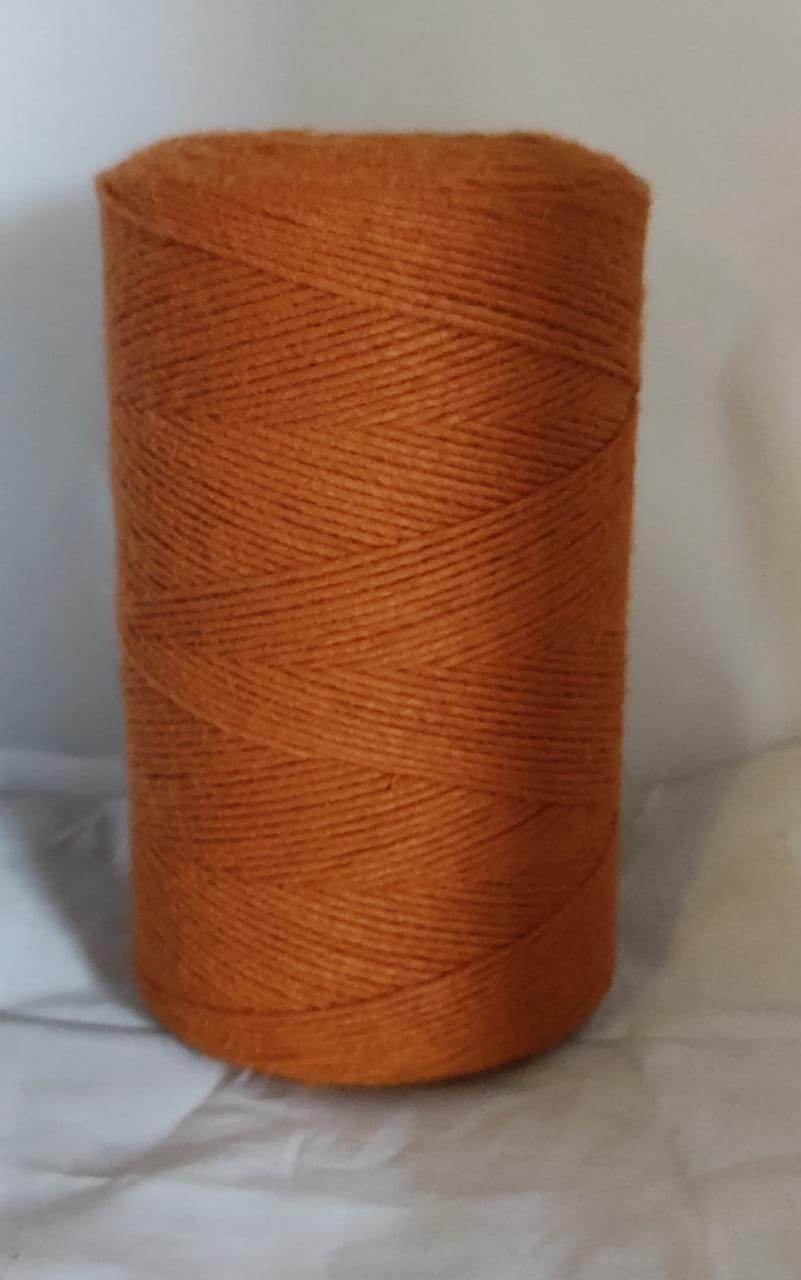 Ovillo de lana orgánica de ganchillo